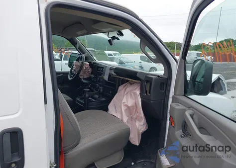 2022 Chevrolet Express Cargo Rwd 2500 Regular Wheelbase Wt из США, поврежденный, VIN 1GCWGAF17N1234665